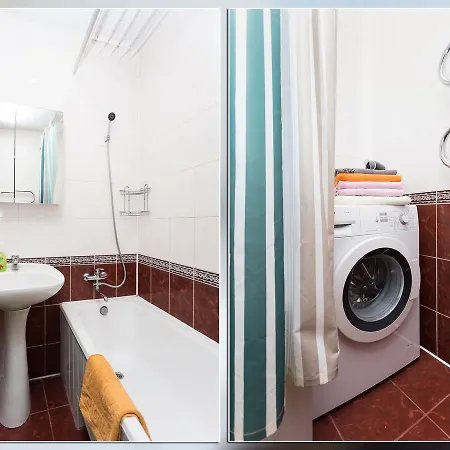 Apartment Nezavisimosti 13 *